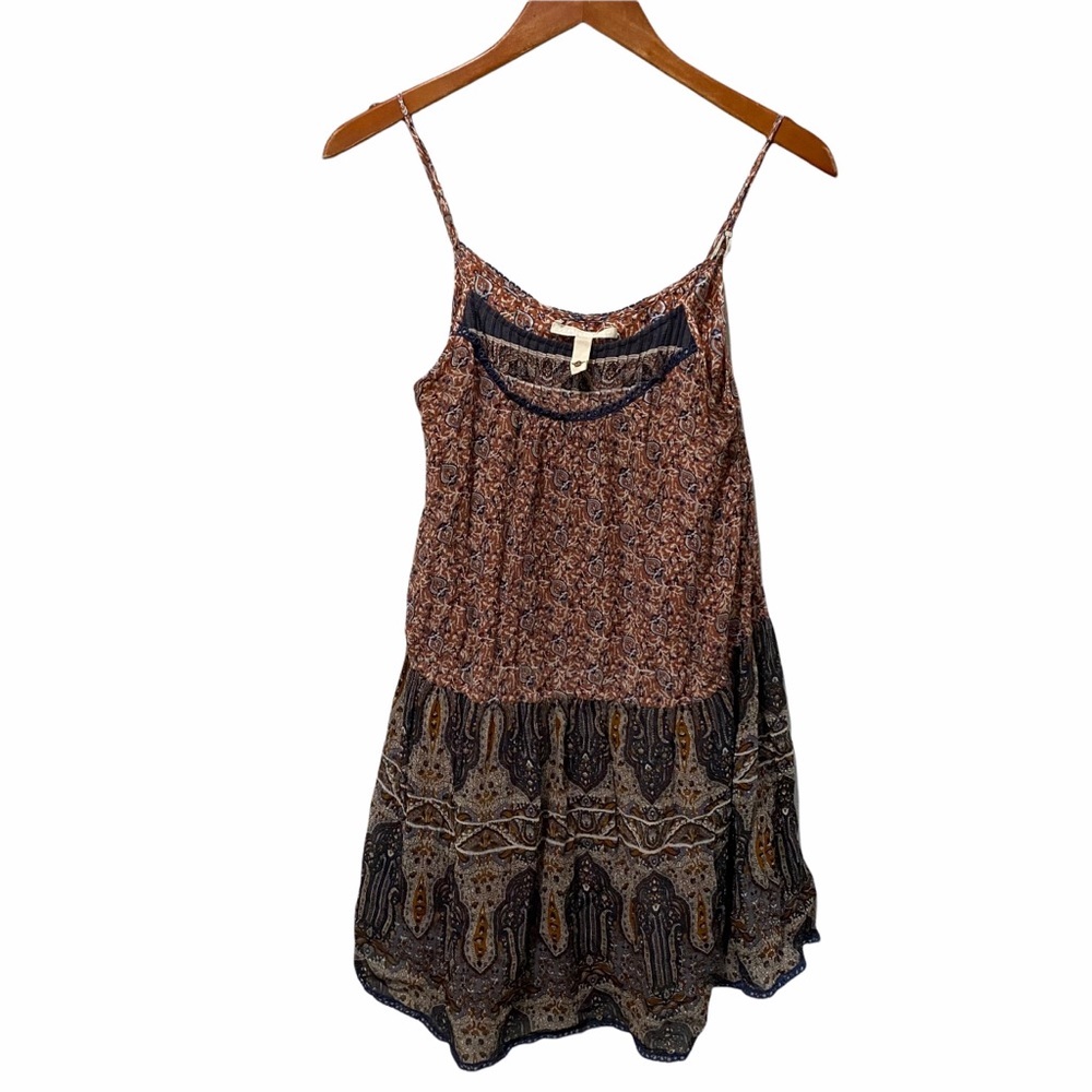Burning Torch Paisley Embroidered Sleeveless dress
